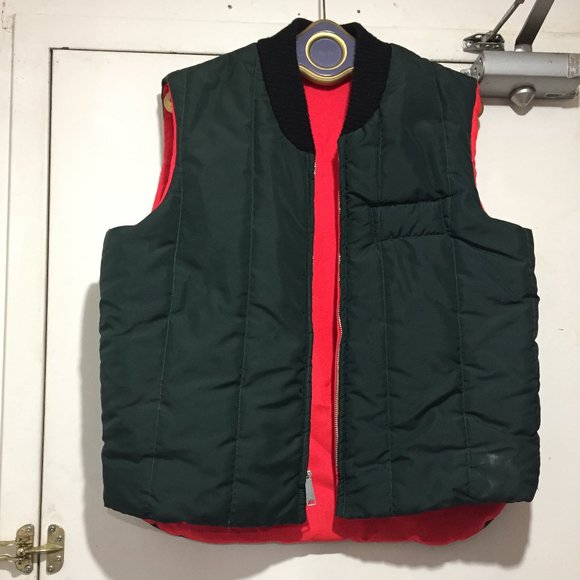 VINTAGE AVON SPORTSWEAR REVERSIBLE VESTS SIZE L - Picture 2 of 8